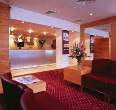 фото отеля Premier Inn Glasgow City Centre (Argyle St)