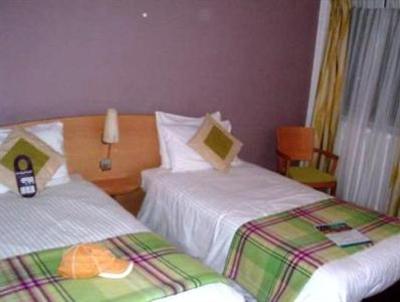 фото отеля Premier Inn Glasgow City Centre (Argyle St)