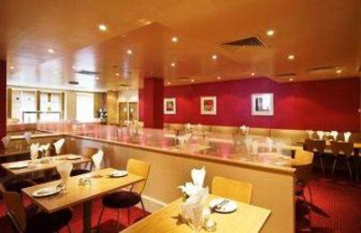 фото отеля Premier Inn Glasgow City Centre (Argyle St)