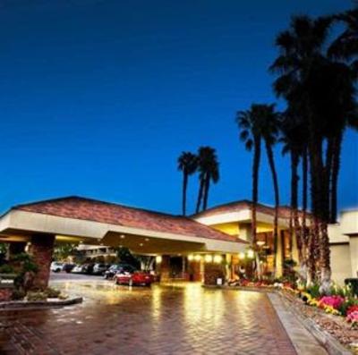 фото отеля Hilton Palm Springs Resort