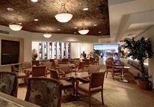 фото отеля Hilton Palm Springs Resort