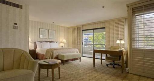 фото отеля Hilton Palm Springs Resort