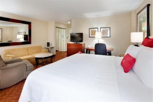 фото отеля Crowne Plaza Harrisburg-Hershey