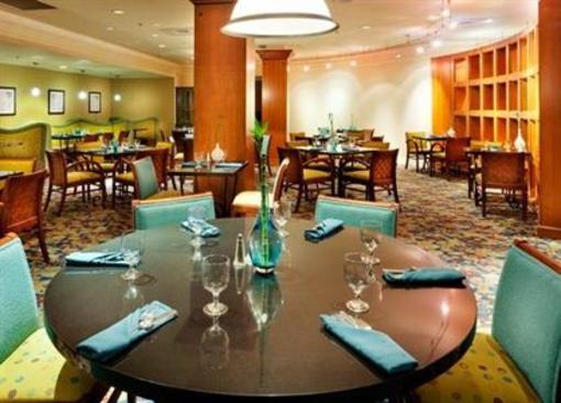 фото отеля Crowne Plaza Harrisburg-Hershey