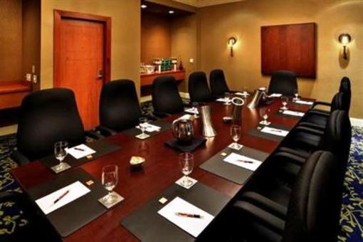 фото отеля Crowne Plaza Harrisburg-Hershey