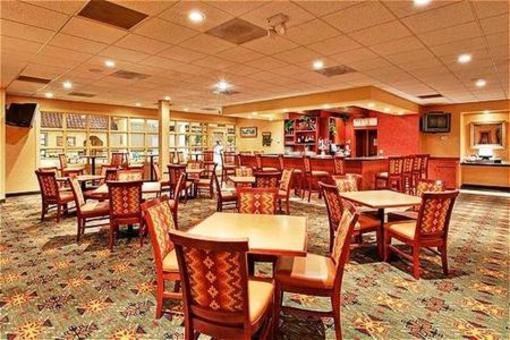 фото отеля Holiday Inn and Suites Tucson Airport North