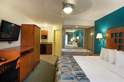 фото отеля Rodeway Inn & Suites Airport/Cruise Port