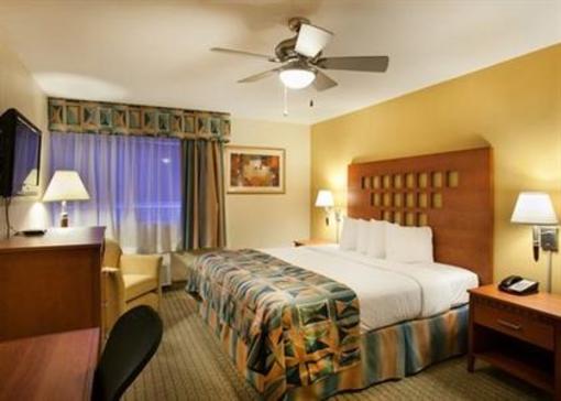 фото отеля Rodeway Inn & Suites Airport/Cruise Port