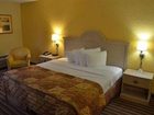 фото отеля Rodeway Inn & Suites Airport/Cruise Port
