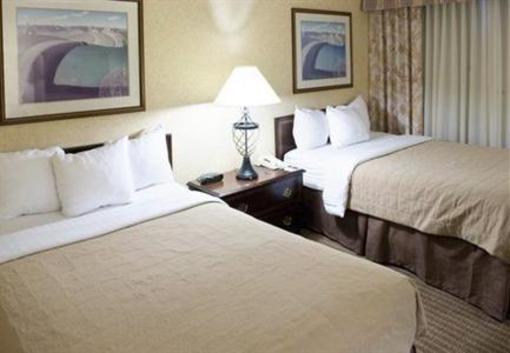 фото отеля Holiday Inn Boston at Beacon Hill