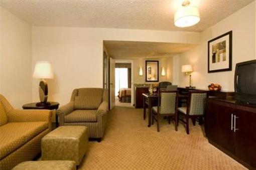 фото отеля Embassy Suites Hotel Dallas-Market Center