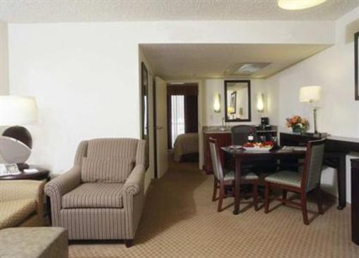 фото отеля Embassy Suites Hotel Dallas-Market Center