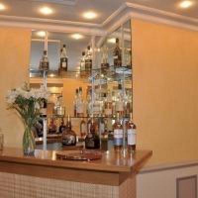 фото отеля Hotel-Restaurant de la Tour