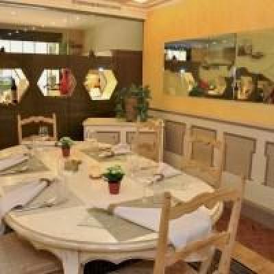 фото отеля Hotel-Restaurant de la Tour