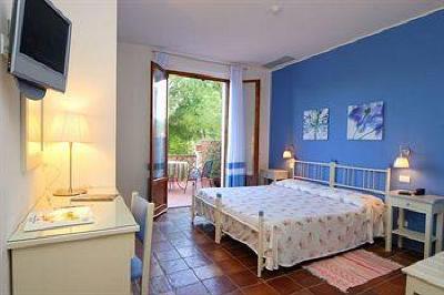 фото отеля Hotel Le Renaie