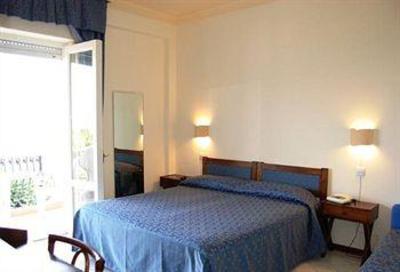 фото отеля Hotel Giardino sul Mare