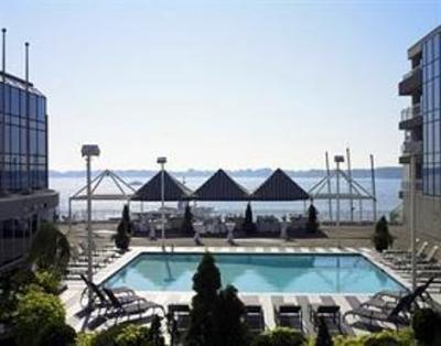 фото отеля Radisson Admiral Toronto Harbourfront