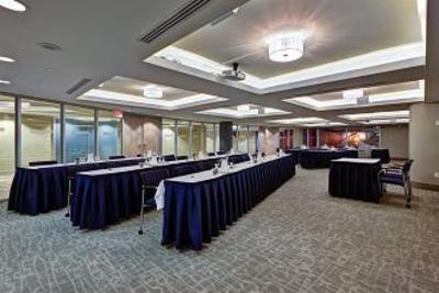 фото отеля Radisson Admiral Toronto Harbourfront