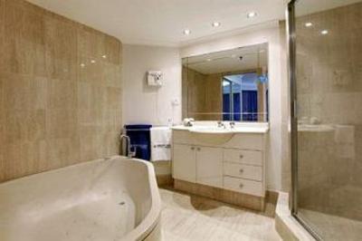 фото отеля Burleigh Surf Apartments