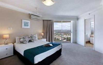 фото отеля Burleigh Surf Apartments