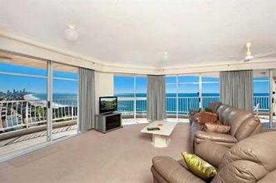 фото отеля Burleigh Surf Apartments