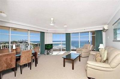 фото отеля Burleigh Surf Apartments