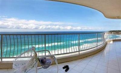 фото отеля Burleigh Surf Apartments
