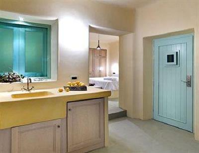 фото отеля Voreina Gallery Suites