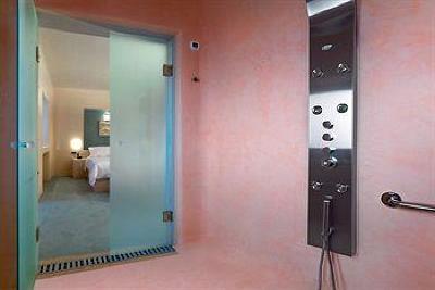 фото отеля Voreina Gallery Suites