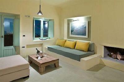 фото отеля Voreina Gallery Suites