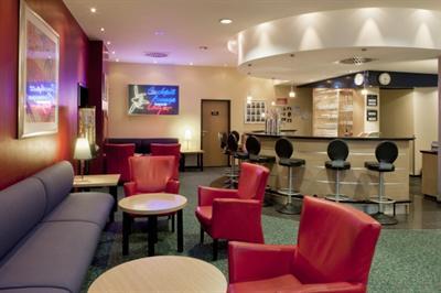 фото отеля Holiday Inn Express Frankfurt-Airport