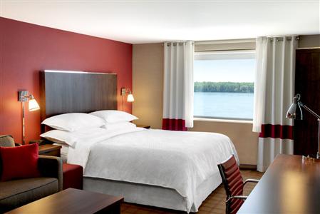 фото отеля Four Points by Sheraton Niagara Falls