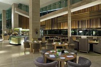 фото отеля Westin Gurgaon, New Delhi