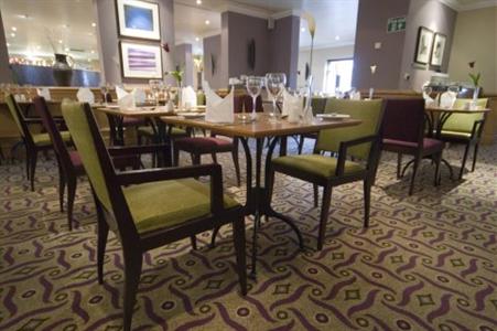 фото отеля Holiday Inn Garforth Leeds