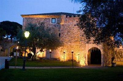 фото отеля Castell De l'Oliver Hotel Sant Vicenc de Montalt
