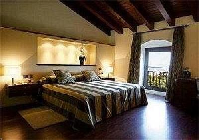 фото отеля Castell De l'Oliver Hotel Sant Vicenc de Montalt