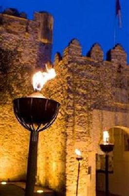 фото отеля Castell De l'Oliver Hotel Sant Vicenc de Montalt