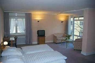 фото отеля BEST WESTERN Hotel Goldenes Rad