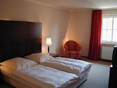 фото отеля BEST WESTERN Hotel Goldenes Rad