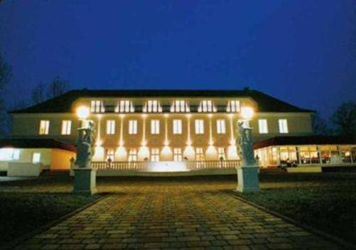 фото отеля BEST WESTERN Hotel Der Lindenhof