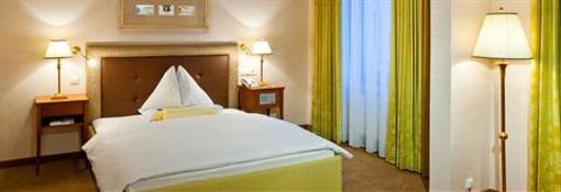 фото отеля Romantik Parkhotel Graz