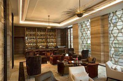 фото отеля DoubleTree By Hilton New Delhi-Noida-Mayur Vihar