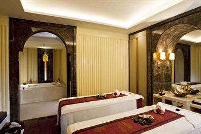 фото отеля DoubleTree By Hilton New Delhi-Noida-Mayur Vihar