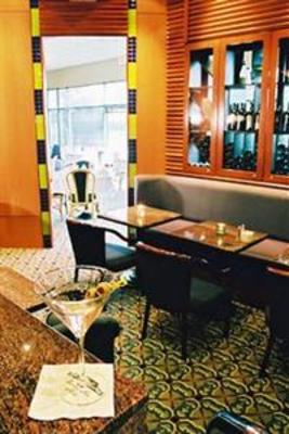 фото отеля Executive Hotel Burnaby