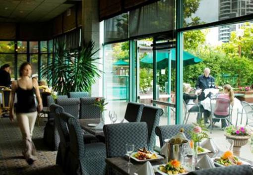 фото отеля Executive Hotel Burnaby