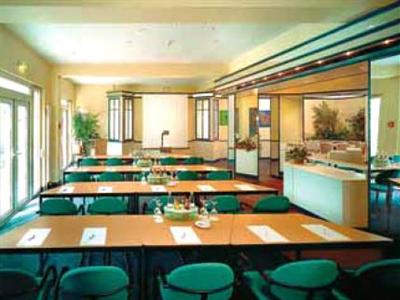 фото отеля Leonardo Hotel Berlin City Sud