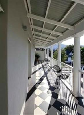 фото отеля Flower Street Villa Guest House Cape Town