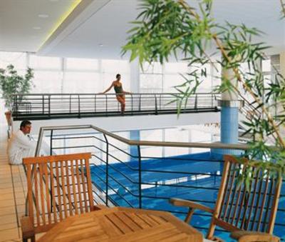 фото отеля Seminaris Seehotel Potsdam