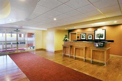 фото отеля Hampton Inn Petersburg Mall Colonial Heights