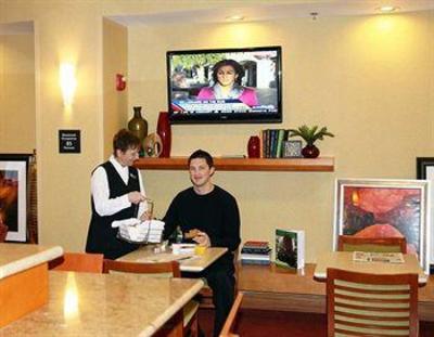 фото отеля Hampton Inn Petersburg Mall Colonial Heights